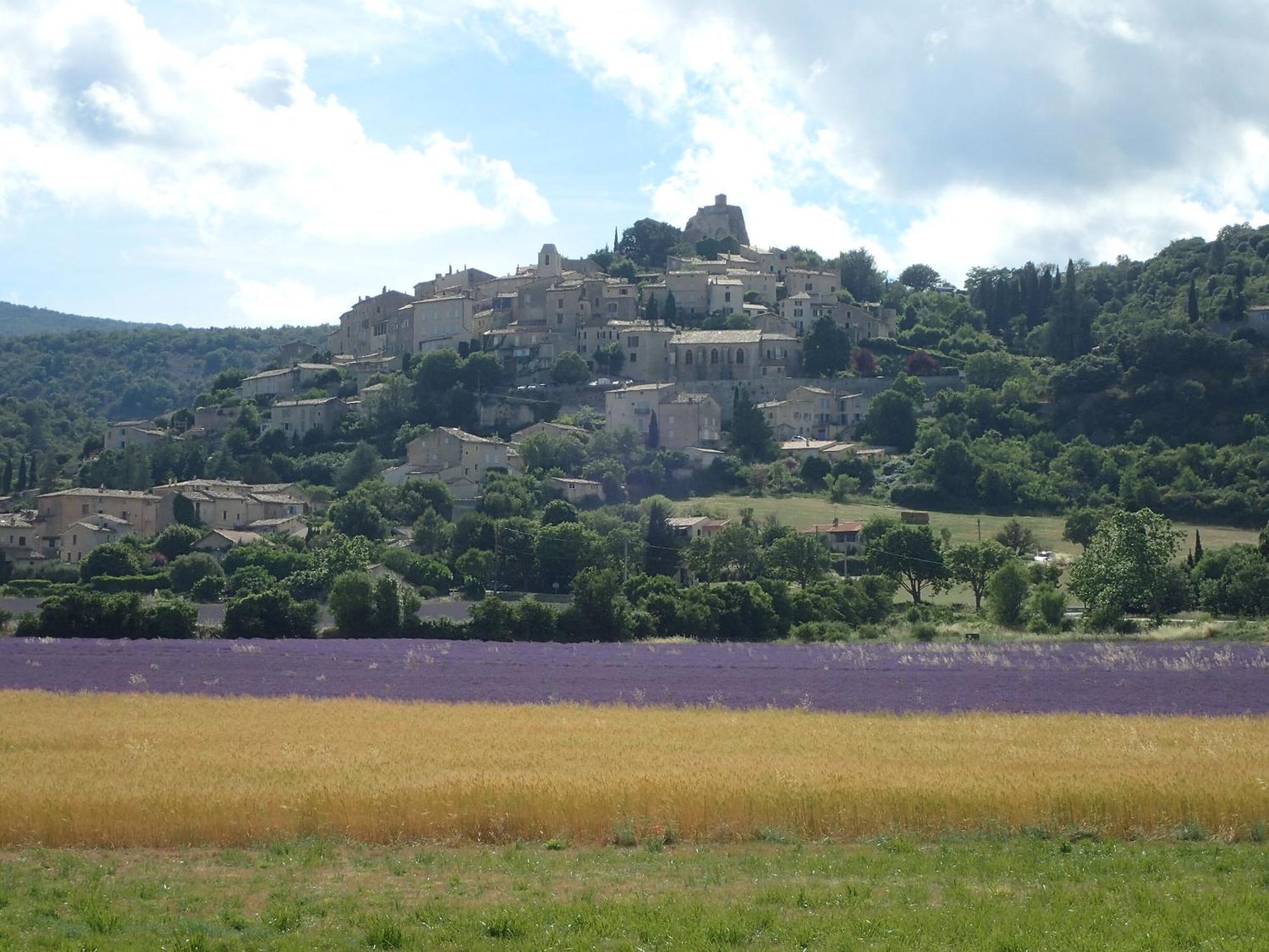 Gite De L'Aspa Saint-Christol  Bagian luar foto